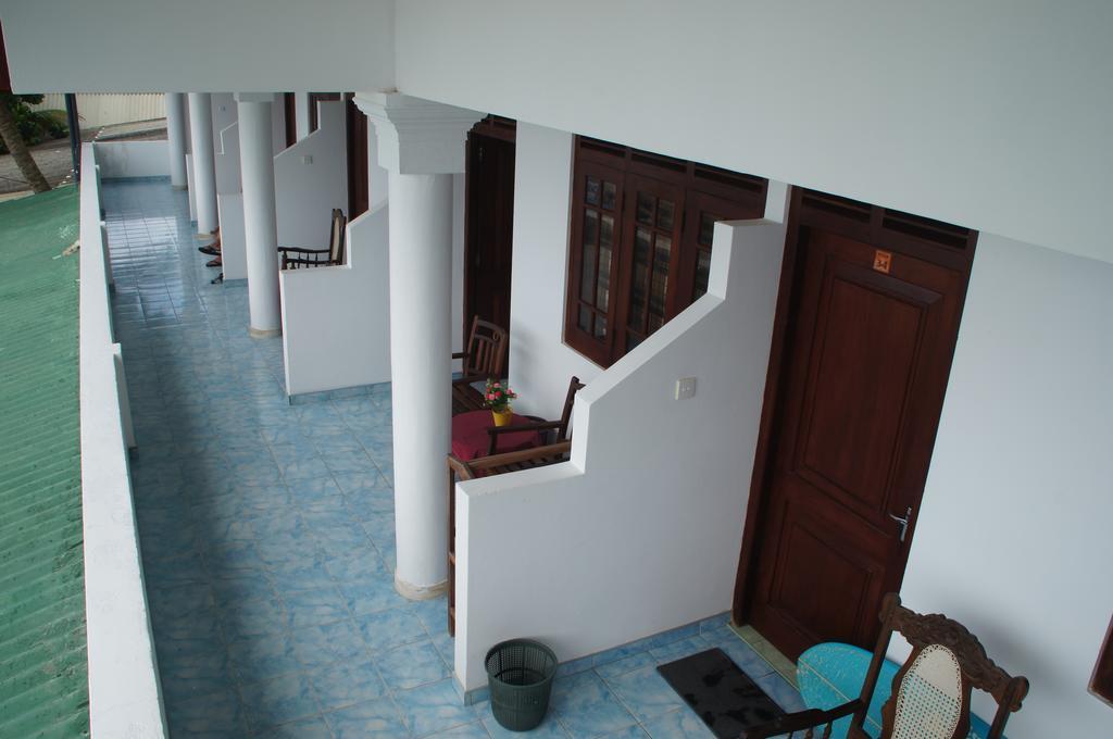 Ritas Hotel Hikkaduwa Chambre photo